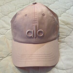 Alo yoga Off-Duty cap in baby pink